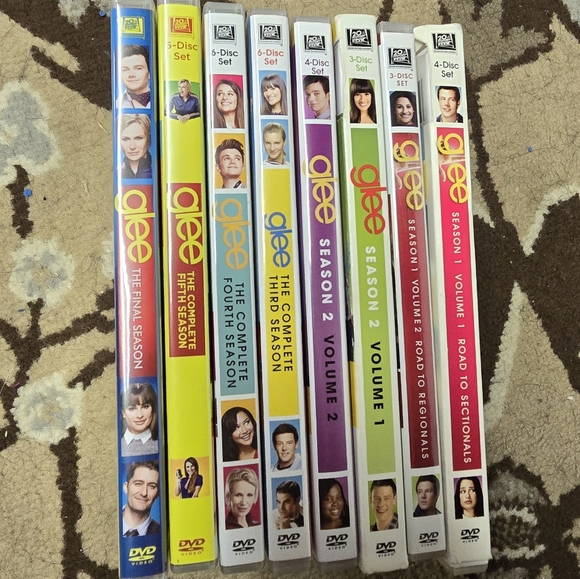 Glee Complete Series - Picture 1 of 1